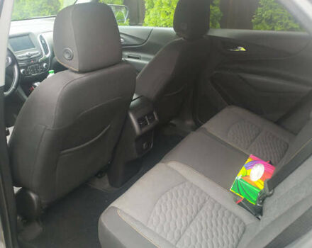 Серый Шевроле Эквинокс, объемом двигателя 1.49 л и пробегом 165 тыс. км за 15000 $, фото 6 на Automoto.ua