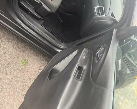 Серый Шевроле Эквинокс, объемом двигателя 2 л и пробегом 150 тыс. км за 12500 $, фото 5 на Automoto.ua