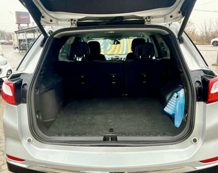 Серый Шевроле Эквинокс, объемом двигателя 1.49 л и пробегом 106 тыс. км за 15500 $, фото 8 на Automoto.ua