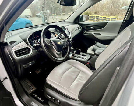 Серый Шевроле Эквинокс, объемом двигателя 1.49 л и пробегом 106 тыс. км за 15500 $, фото 2 на Automoto.ua