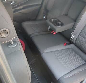 Серый Шевроле Эквинокс, объемом двигателя 1.5 л и пробегом 99 тыс. км за 19800 $, фото 21 на Automoto.ua