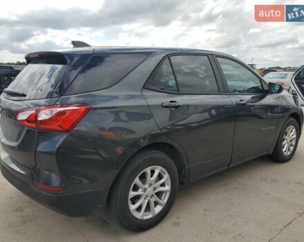 Серый Шевроле Эквинокс, объемом двигателя 1.5 л и пробегом 52 тыс. км за 3000 $, фото 2 на Automoto.ua