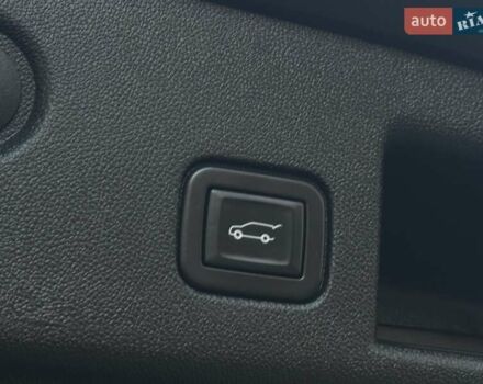 Сірий Шевроле Еквінокс, об'ємом двигуна 2 л та пробігом 80 тис. км за 17450 $, фото 16 на Automoto.ua