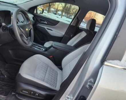 Серый Шевроле Эквинокс, объемом двигателя 1.5 л и пробегом 29 тыс. км за 4500 $, фото 5 на Automoto.ua