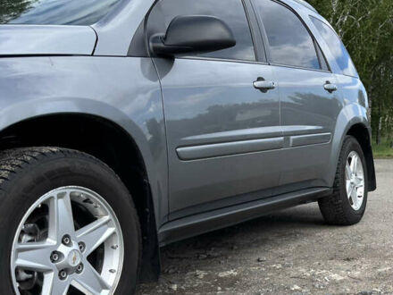 Серый Шевроле Эквинокс, объемом двигателя 3.4 л и пробегом 125 тыс. км за 5600 $, фото 1 на Automoto.ua