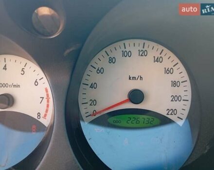 Білий Шевроле Еванда, об'ємом двигуна 2 л та пробігом 226 тис. км за 3632 $, фото 9 на Automoto.ua