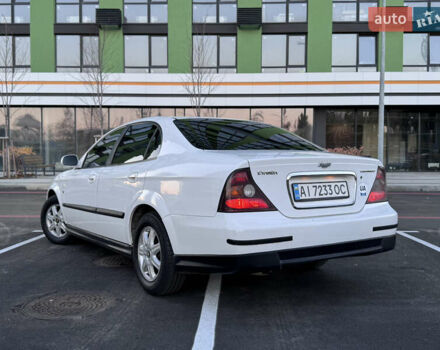 Белый Шевроле Эванда, объемом двигателя 2 л и пробегом 257 тыс. км за 4400 $, фото 5 на Automoto.ua