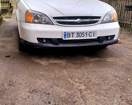 Білий Шевроле Еванда, об'ємом двигуна 2.5 л та пробігом 188 тис. км за 3000 $, фото 1 на Automoto.ua