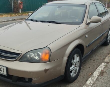 Бежевый Шевроле Эванда, объемом двигателя 2 л и пробегом 356 тыс. км за 1500 $, фото 1 на Automoto.ua