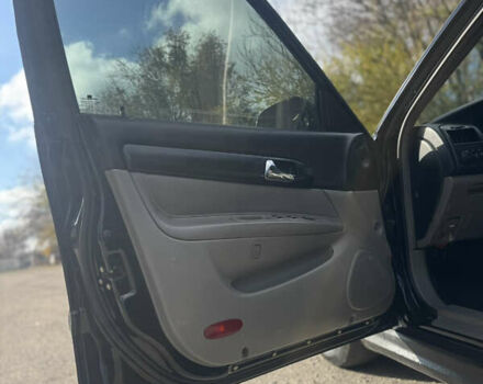 Черный Шевроле Эванда, объемом двигателя 2 л и пробегом 320 тыс. км за 3200 $, фото 11 на Automoto.ua