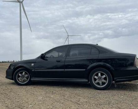 Черный Шевроле Эванда, объемом двигателя 2.5 л и пробегом 278 тыс. км за 2700 $, фото 5 на Automoto.ua