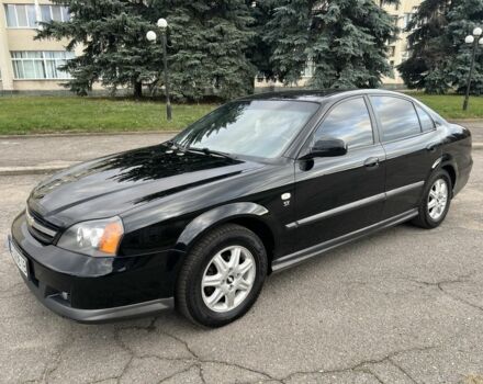 Черный Шевроле Эванда, объемом двигателя 2 л и пробегом 193 тыс. км за 4200 $, фото 1 на Automoto.ua