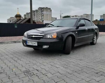Чорний Шевроле Еванда, об'ємом двигуна 2 л та пробігом 160 тис. км за 4900 $, фото 1 на Automoto.ua