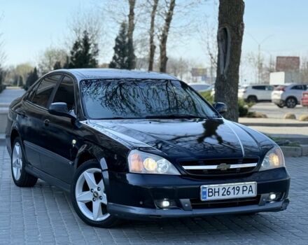 Чорний Шевроле Еванда, об'ємом двигуна 2 л та пробігом 250 тис. км за 3400 $, фото 1 на Automoto.ua