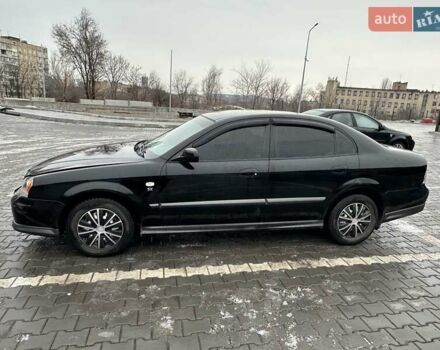 Черный Шевроле Эванда, объемом двигателя 2 л и пробегом 95 тыс. км за 4600 $, фото 1 на Automoto.ua