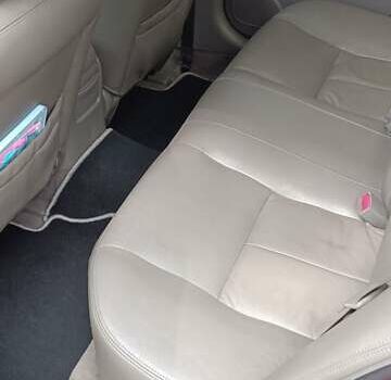 Красный Шевроле Эванда, объемом двигателя 2 л и пробегом 177 тыс. км за 4500 $, фото 7 на Automoto.ua