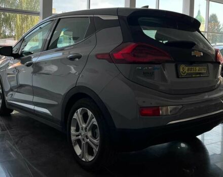 Серый Шевроле Эванда, объемом двигателя 0 л и пробегом 2 тыс. км за 20300 $, фото 4 на Automoto.ua