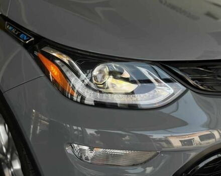 Серый Шевроле Эванда, объемом двигателя 0 л и пробегом 2 тыс. км за 20300 $, фото 21 на Automoto.ua