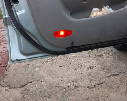 Серый Шевроле Эванда, объемом двигателя 2 л и пробегом 258 тыс. км за 4100 $, фото 6 на Automoto.ua