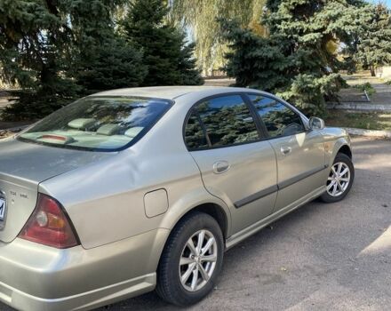 Сірий Шевроле Еванда, об'ємом двигуна 2 л та пробігом 3 тис. км за 3000 $, фото 2 на Automoto.ua