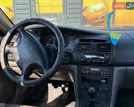 Серый Шевроле Эванда, объемом двигателя 2 л и пробегом 242 тыс. км за 3300 $, фото 27 на Automoto.ua