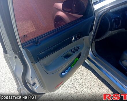 Серый Шевроле Эванда, объемом двигателя 2 л и пробегом 288 тыс. км за 3400 $, фото 7 на Automoto.ua