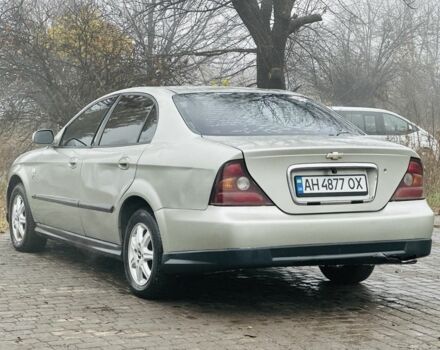 Серый Шевроле Эванда, объемом двигателя 2 л и пробегом 300 тыс. км за 1999 $, фото 2 на Automoto.ua