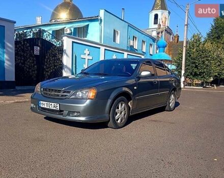 Сірий Шевроле Еванда, об'ємом двигуна 2 л та пробігом 288 тис. км за 3400 $, фото 5 на Automoto.ua