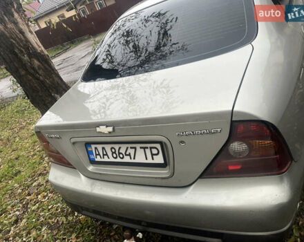 Серый Шевроле Эванда, объемом двигателя 2 л и пробегом 300 тыс. км за 3200 $, фото 4 на Automoto.ua