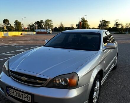 Серый Шевроле Эванда, объемом двигателя 2 л и пробегом 403 тыс. км за 3450 $, фото 1 на Automoto.ua