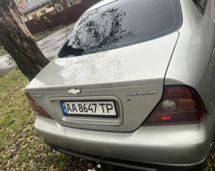 Сірий Шевроле Еванда, об'ємом двигуна 2 л та пробігом 300 тис. км за 3200 $, фото 4 на Automoto.ua