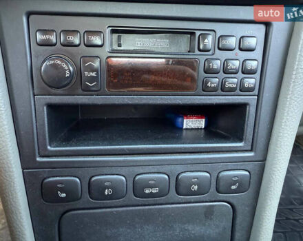Серый Шевроле Эванда, объемом двигателя 2 л и пробегом 242 тыс. км за 3100 $, фото 38 на Automoto.ua