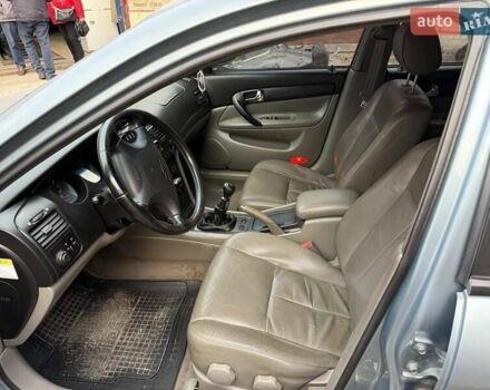 Сірий Шевроле Еванда, об'ємом двигуна 2 л та пробігом 173 тис. км за 3800 $, фото 5 на Automoto.ua