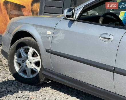 Серый Шевроле Эванда, объемом двигателя 2 л и пробегом 242 тыс. км за 3100 $, фото 11 на Automoto.ua