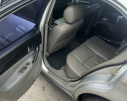 Серый Шевроле Эванда, объемом двигателя 2 л и пробегом 289 тыс. км за 3700 $, фото 4 на Automoto.ua