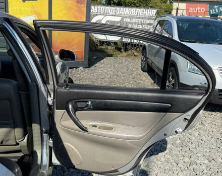 Серый Шевроле Эванда, объемом двигателя 2 л и пробегом 242 тыс. км за 3100 $, фото 28 на Automoto.ua