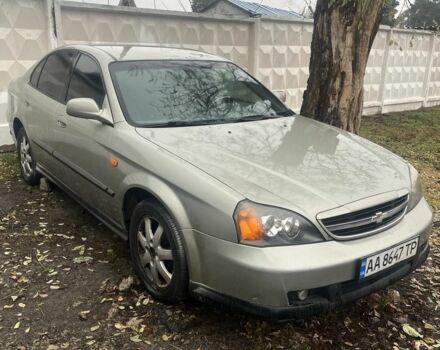 Сірий Шевроле Еванда, об'ємом двигуна 2 л та пробігом 300 тис. км за 3200 $, фото 1 на Automoto.ua