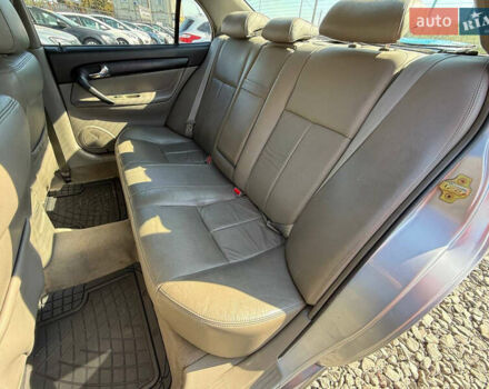 Серый Шевроле Эванда, объемом двигателя 2 л и пробегом 242 тыс. км за 3300 $, фото 30 на Automoto.ua