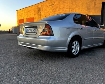 Серый Шевроле Эванда, объемом двигателя 2 л и пробегом 403 тыс. км за 3450 $, фото 4 на Automoto.ua