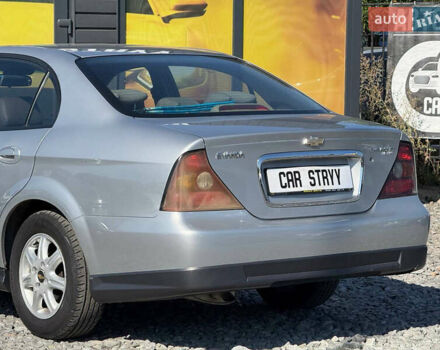 Серый Шевроле Эванда, объемом двигателя 2 л и пробегом 242 тыс. км за 3100 $, фото 8 на Automoto.ua