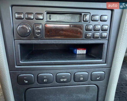 Серый Шевроле Эванда, объемом двигателя 2 л и пробегом 242 тыс. км за 3300 $, фото 38 на Automoto.ua
