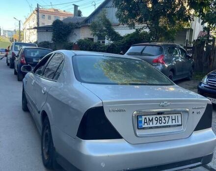 Серый Шевроле Эванда, объемом двигателя 2 л и пробегом 300 тыс. км за 3000 $, фото 3 на Automoto.ua