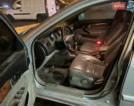 Серый Шевроле Эванда, объемом двигателя 2.5 л и пробегом 200 тыс. км за 2600 $, фото 8 на Automoto.ua