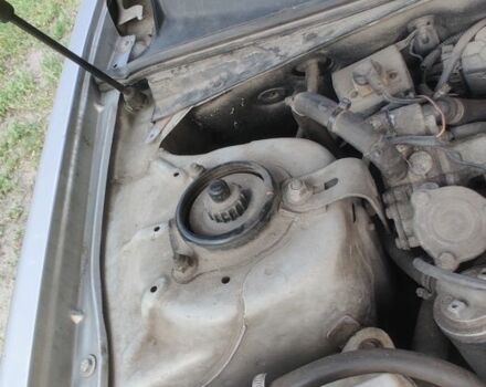 Сірий Шевроле Еванда, об'ємом двигуна 2 л та пробігом 219 тис. км за 3999 $, фото 8 на Automoto.ua