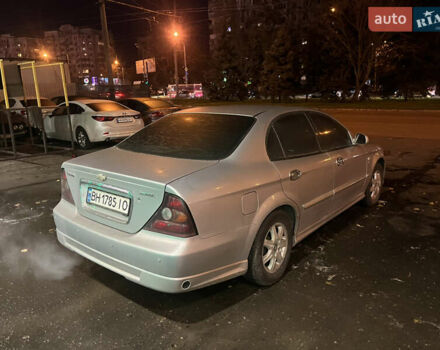 Серый Шевроле Эванда, объемом двигателя 2.5 л и пробегом 200 тыс. км за 2600 $, фото 4 на Automoto.ua