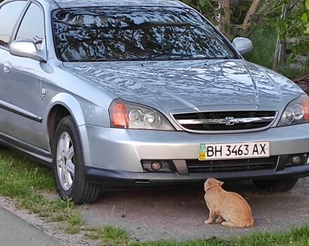 Сірий Шевроле Еванда, об'ємом двигуна 2 л та пробігом 2 тис. км за 6000 $, фото 4 на Automoto.ua