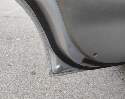 Сірий Шевроле Еванда, об'ємом двигуна 2 л та пробігом 219 тис. км за 3999 $, фото 18 на Automoto.ua