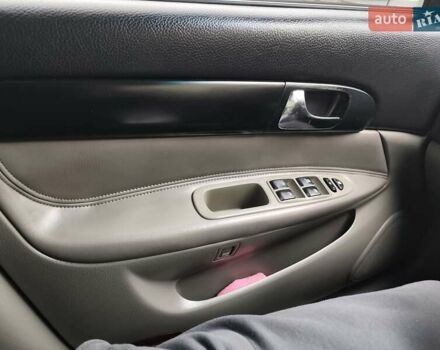 Серый Шевроле Эванда, объемом двигателя 2 л и пробегом 256 тыс. км за 4500 $, фото 15 на Automoto.ua