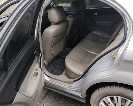 Серый Шевроле Эванда, объемом двигателя 2 л и пробегом 256 тыс. км за 4500 $, фото 23 на Automoto.ua