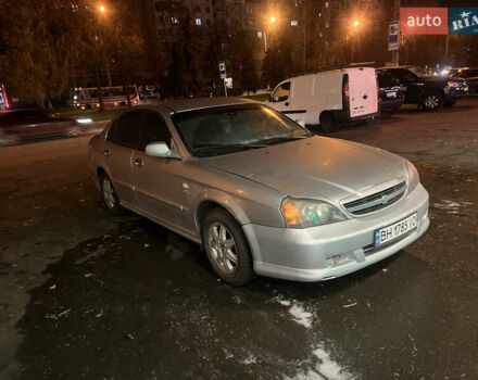 Серый Шевроле Эванда, объемом двигателя 2.5 л и пробегом 200 тыс. км за 2600 $, фото 7 на Automoto.ua